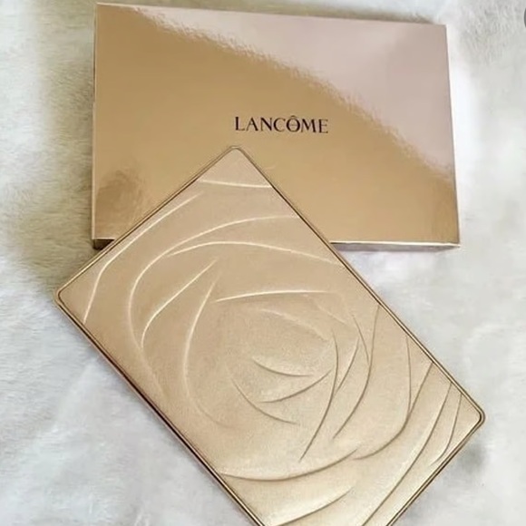 Lancôme Limited Edition Rose Gold Makeup Palette - full size - new/unopened - Picture 3 of 4